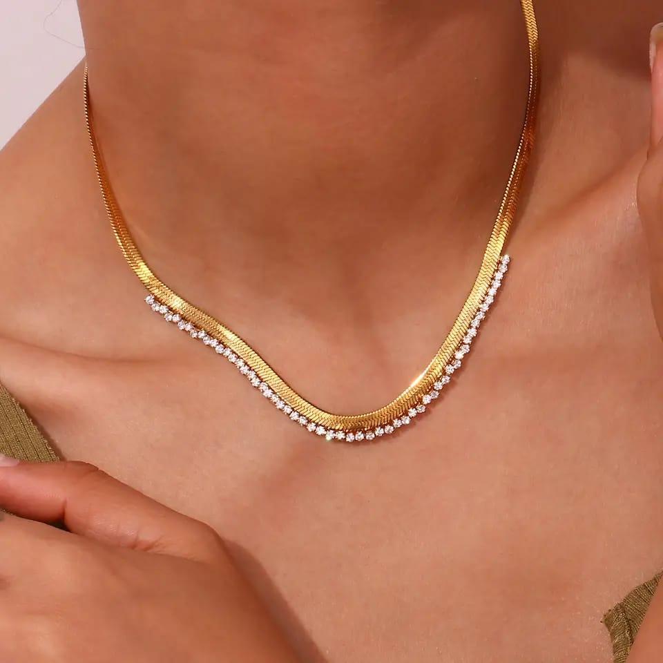 Plain Gold Plated Zircon Necklace